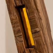 P55 Mirrors, Retencja, fragment instalacji, widok wystawy „Ukryte parametry”, OP ENHEIM, 17.10.2025-22.02.2026, fot. Alicja Kielan